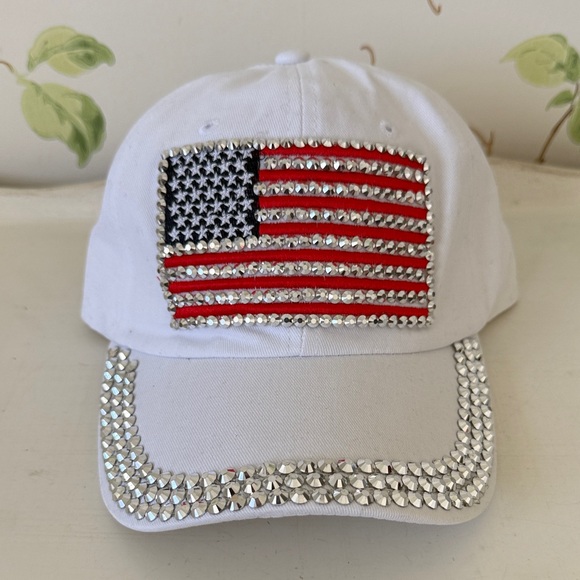 Source Unknown Accessories - American Flag Studded Bling White Adjustable Baseball Hat - One Size